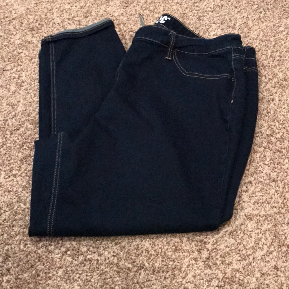 Hydraulic dark wash skinny jeans